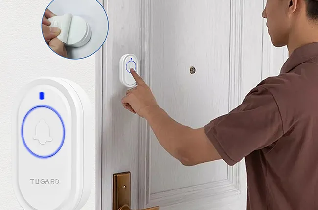 Easy Tool-Free Installation & Plug-and-Play Design